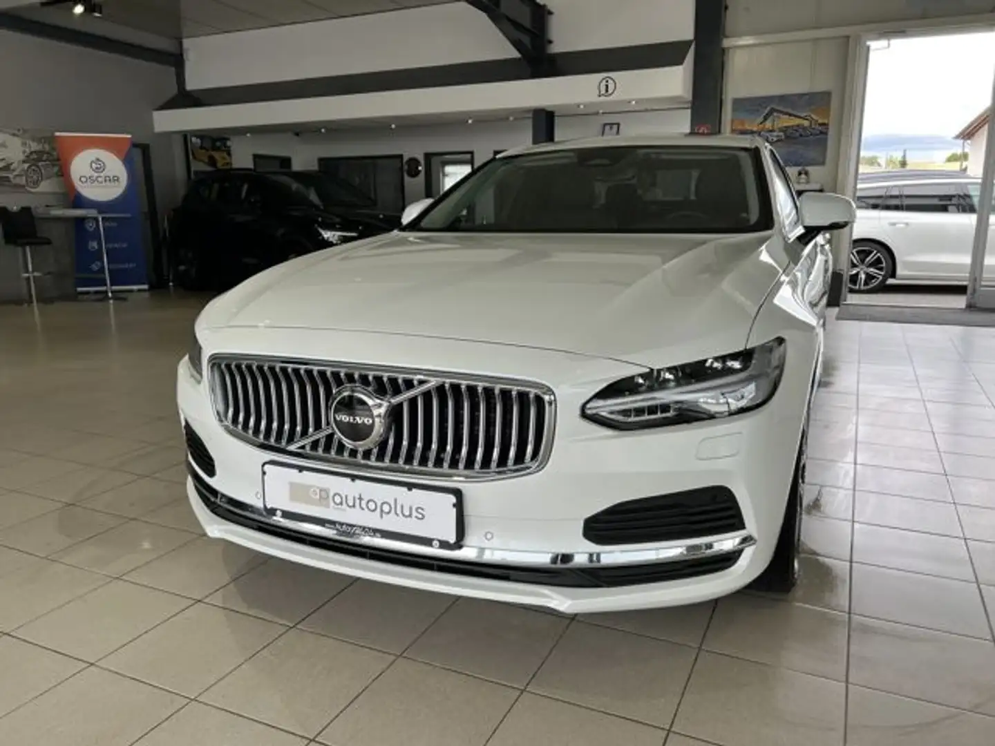Volvo S90 T8 Plus Bright Recharge AWD AHK Schiebedach Weiß - 2