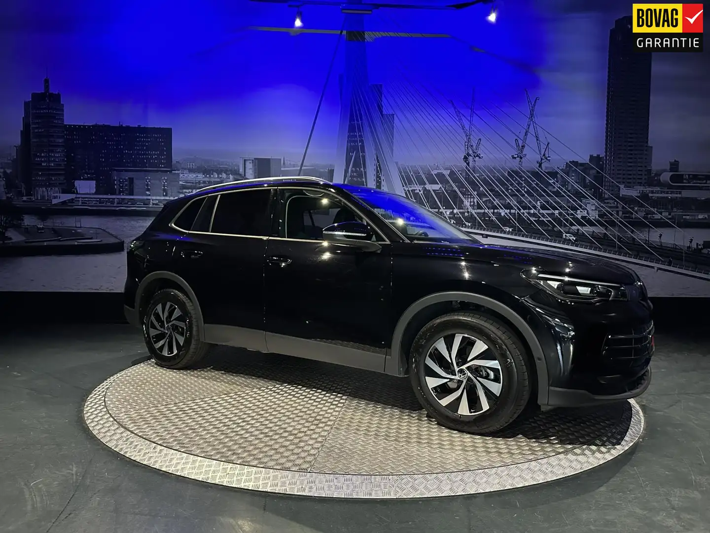Volkswagen Tiguan 1.5 eTSI Life Edition *WinterPack*LEDPlus*Keyless* Negro - 1