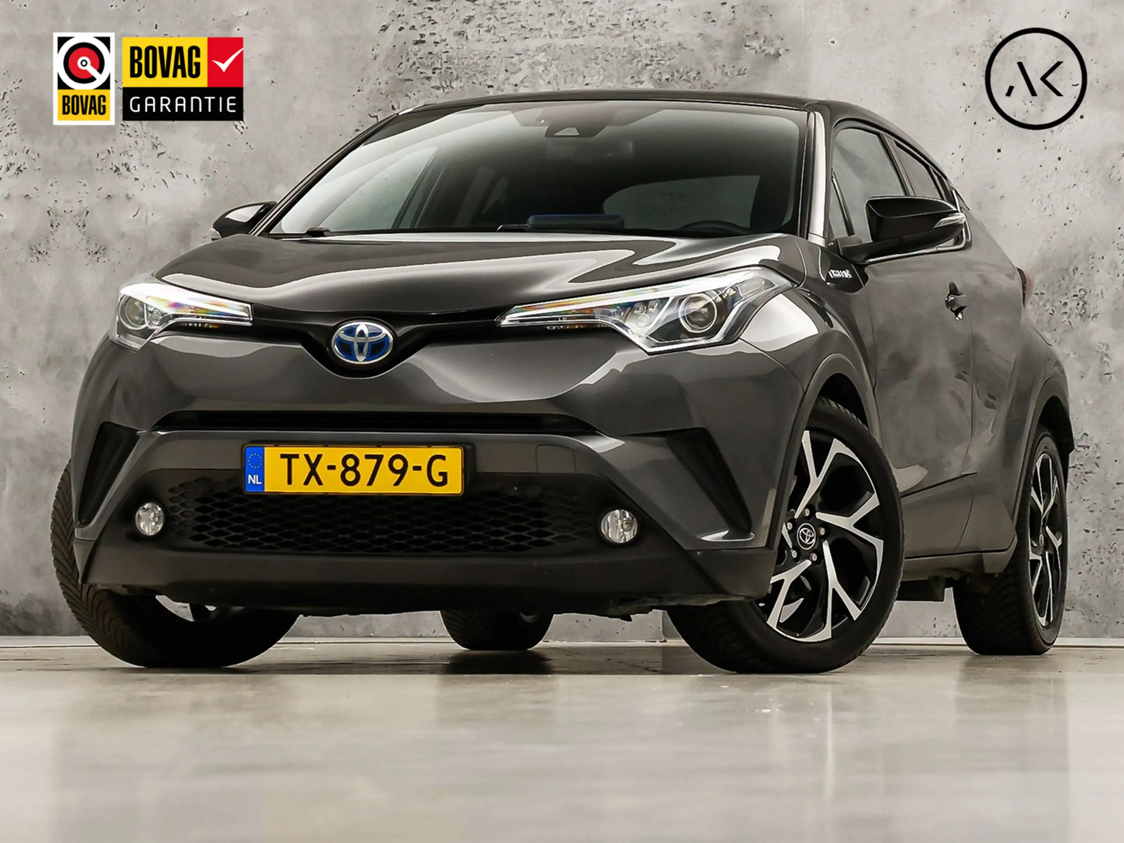 Toyota C-HR 1.8 Hybrid Bi-Tone Dynamic Automaat (NAVIGATIE, CA