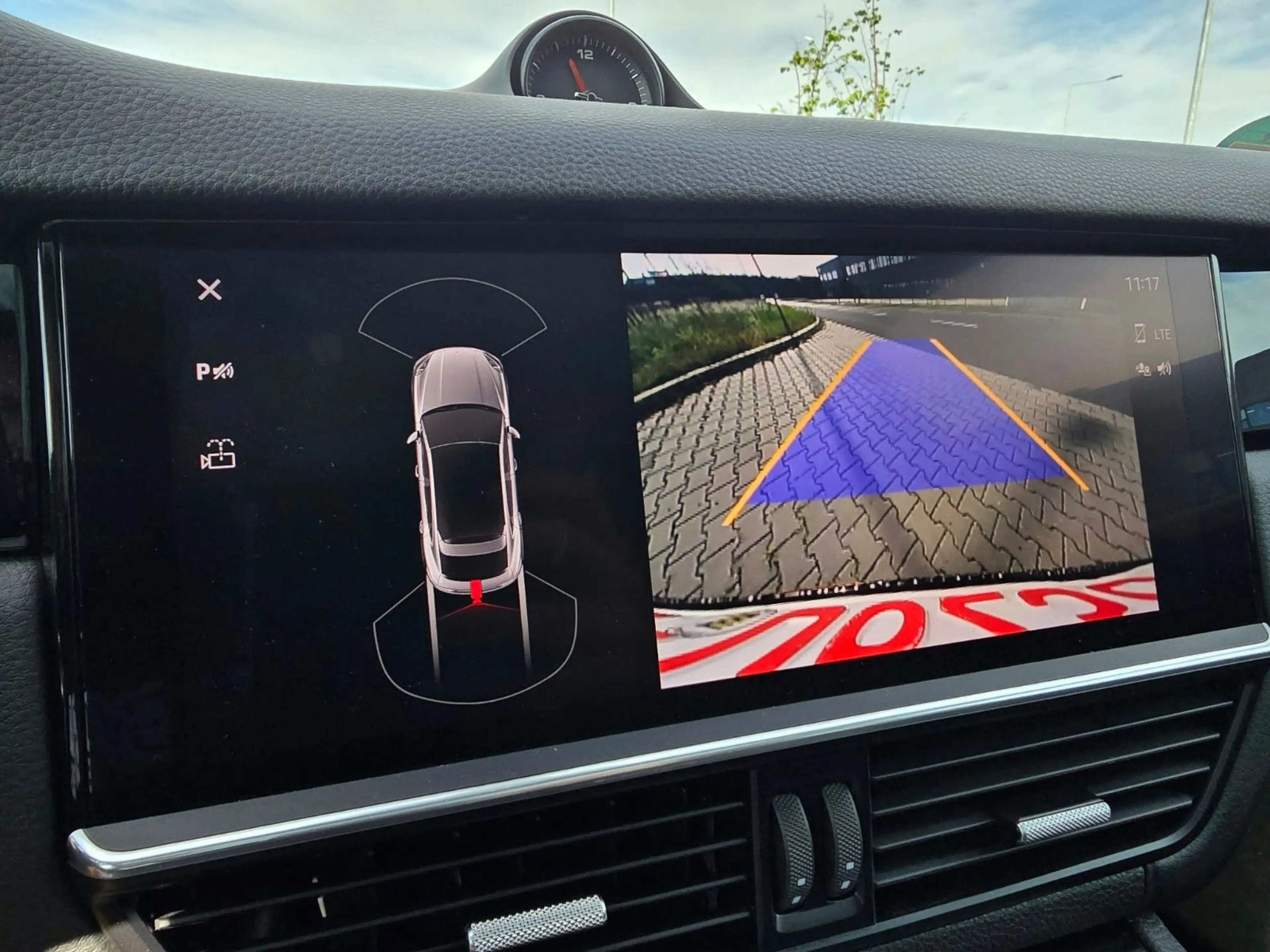 Porsche Cayenne Coupe S Platinum BOSE Pano Titan — photo 13
