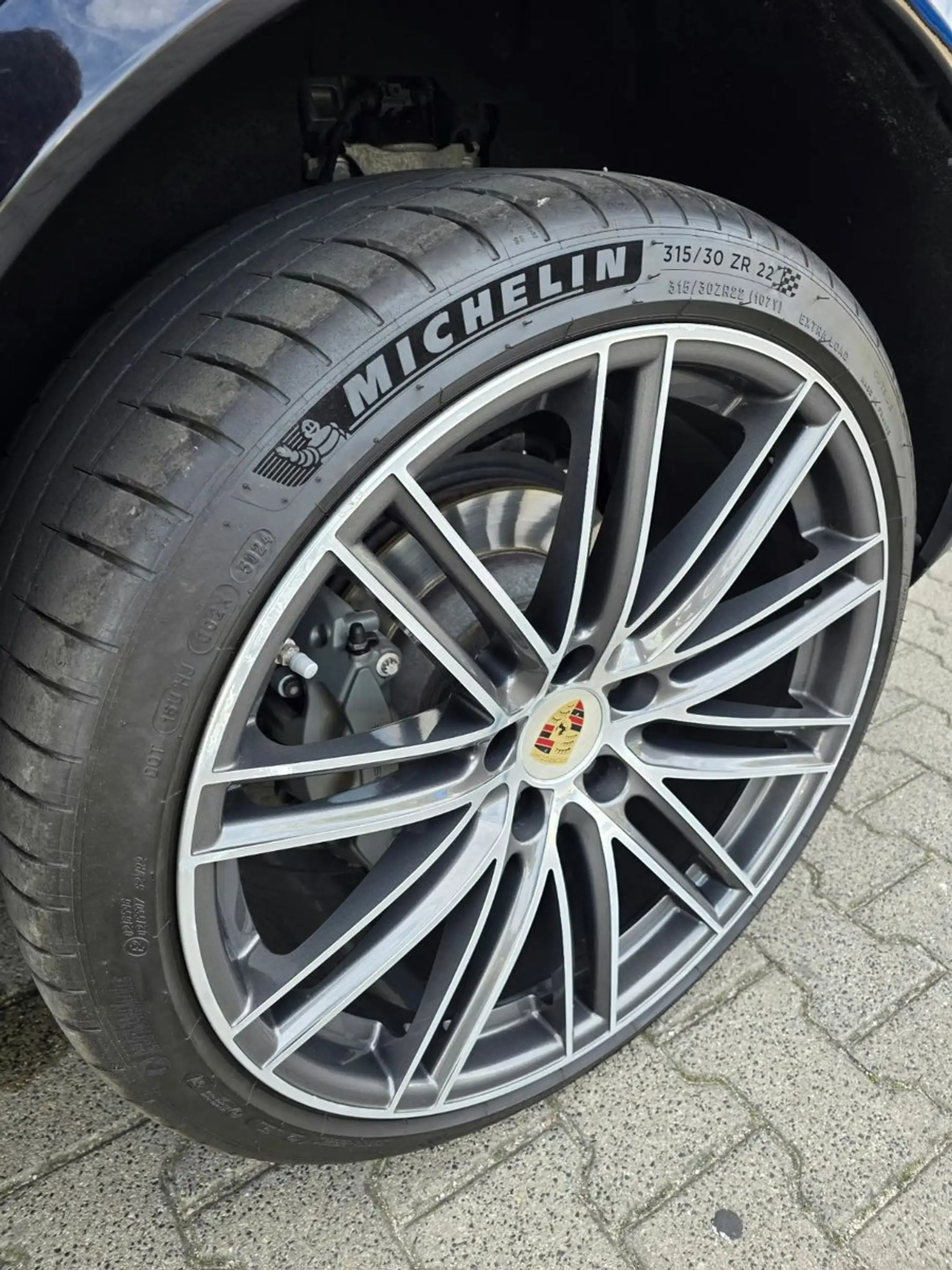 Porsche Cayenne Coupe S Platinum BOSE Pano Titan — photo 8