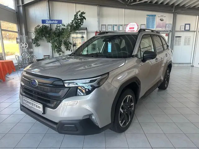 Subaru Forester 2.0ie Lineartronic Active