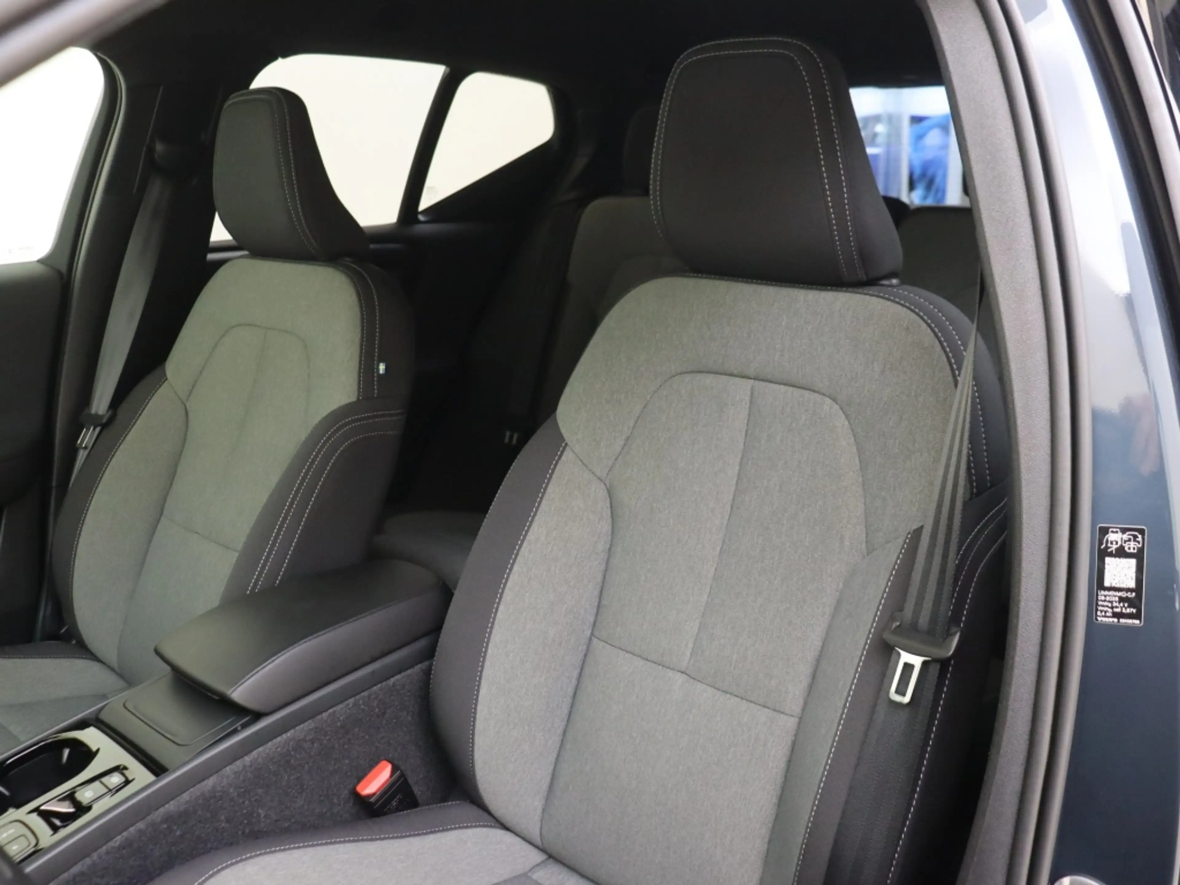 Volvo XC40 B4 Plus Dark | Trekhaak | Stoel en Stuurverwarming — photo 15
