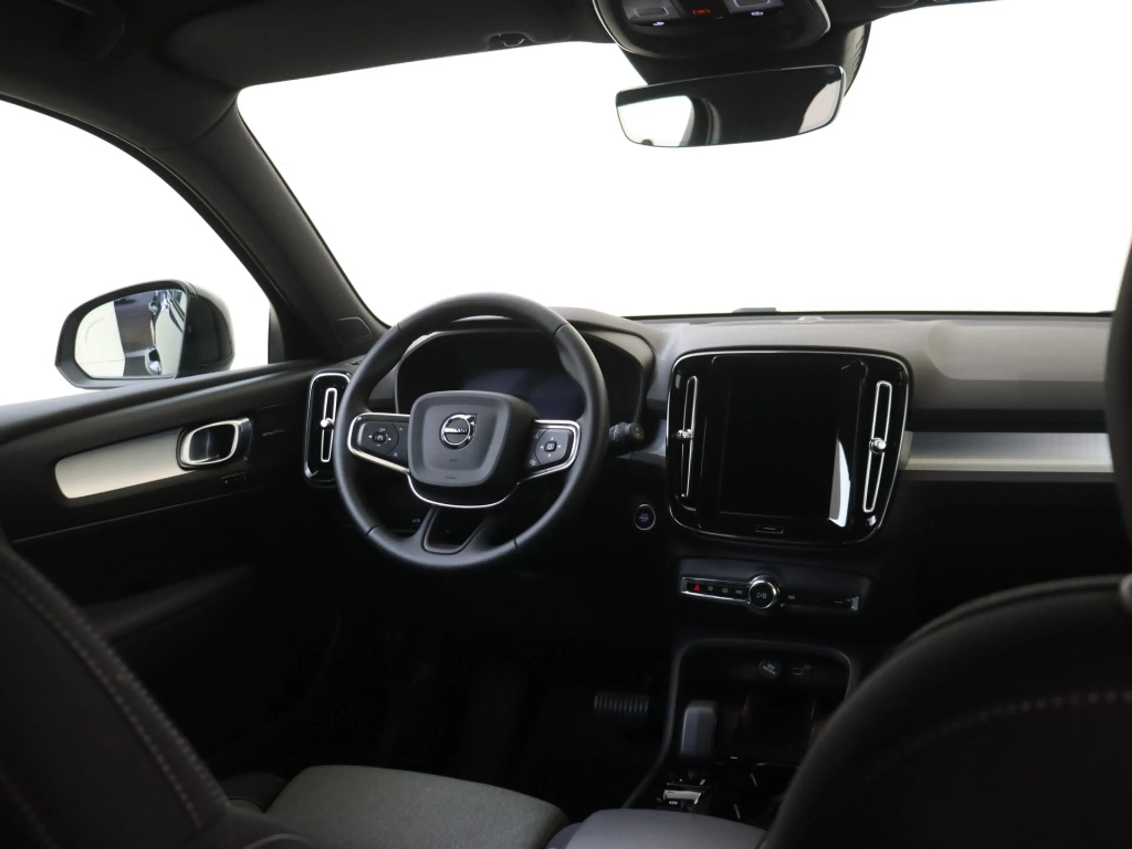 Volvo XC40 B4 Plus Dark | Trekhaak | Stoel en Stuurverwarming — photo 10