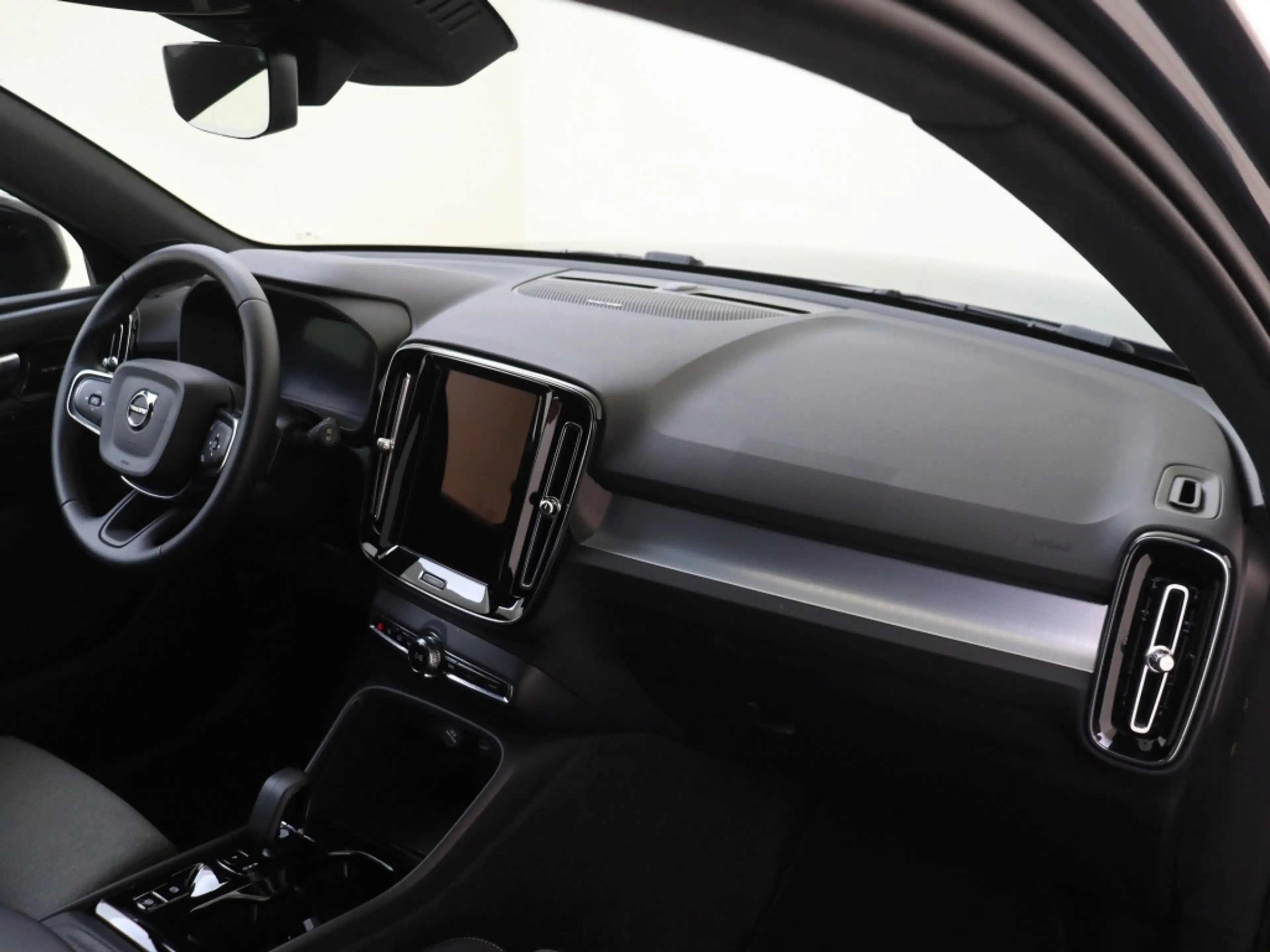 Volvo XC40 B4 Plus Dark | Trekhaak | Stoel en Stuurverwarming — photo 13