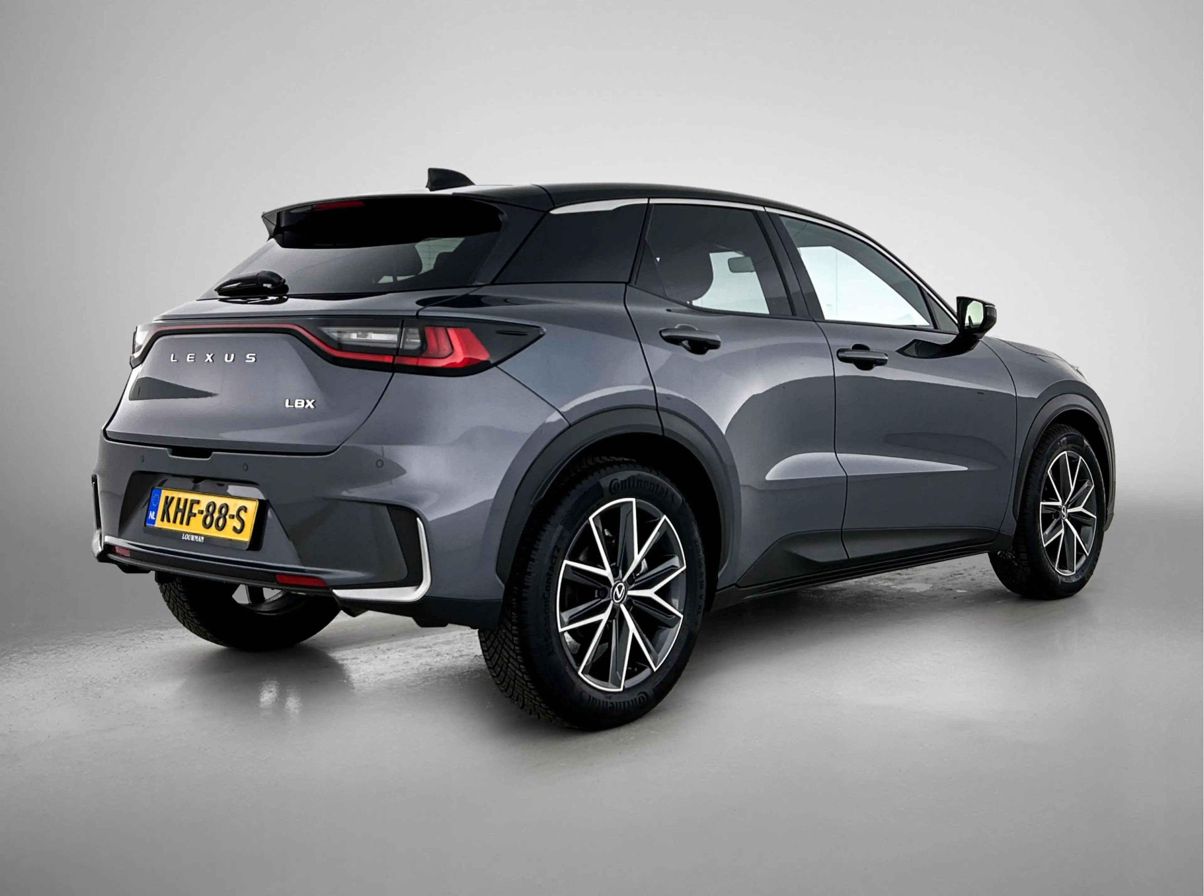 Lexus LBX Cool 2WD | Elektrische stoel met geheugen | Bi-Ton — photo 2