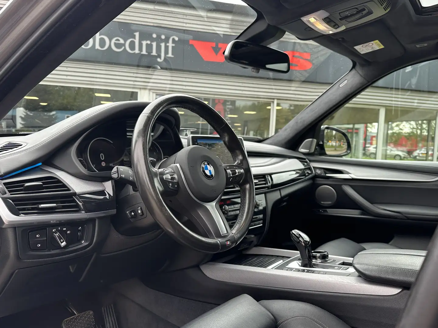 BMW X5 xDrive50i High Executive | M-Sport | 449 pk | B&O Grijs - 2