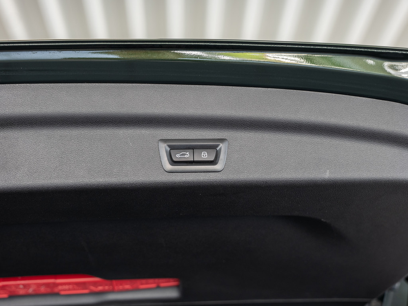BMW X1 xDrive 20d AHK HUD 360° LED ACC NAVI SHZ — photo 12