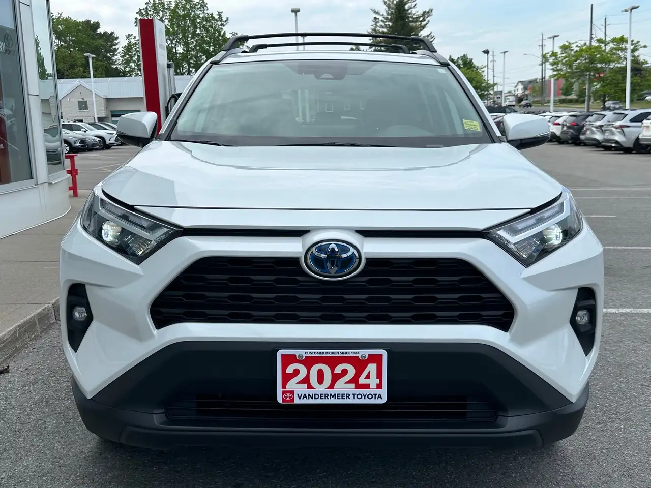 Toyota RAV 4 снимка Toyota RAV 4