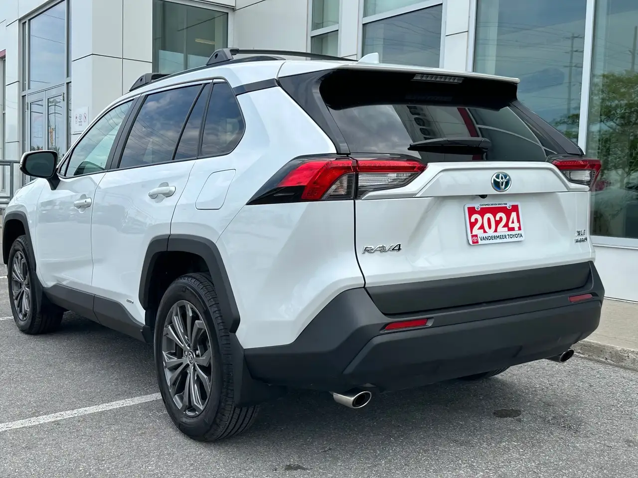 Toyota RAV 4 снимка Toyota RAV 4