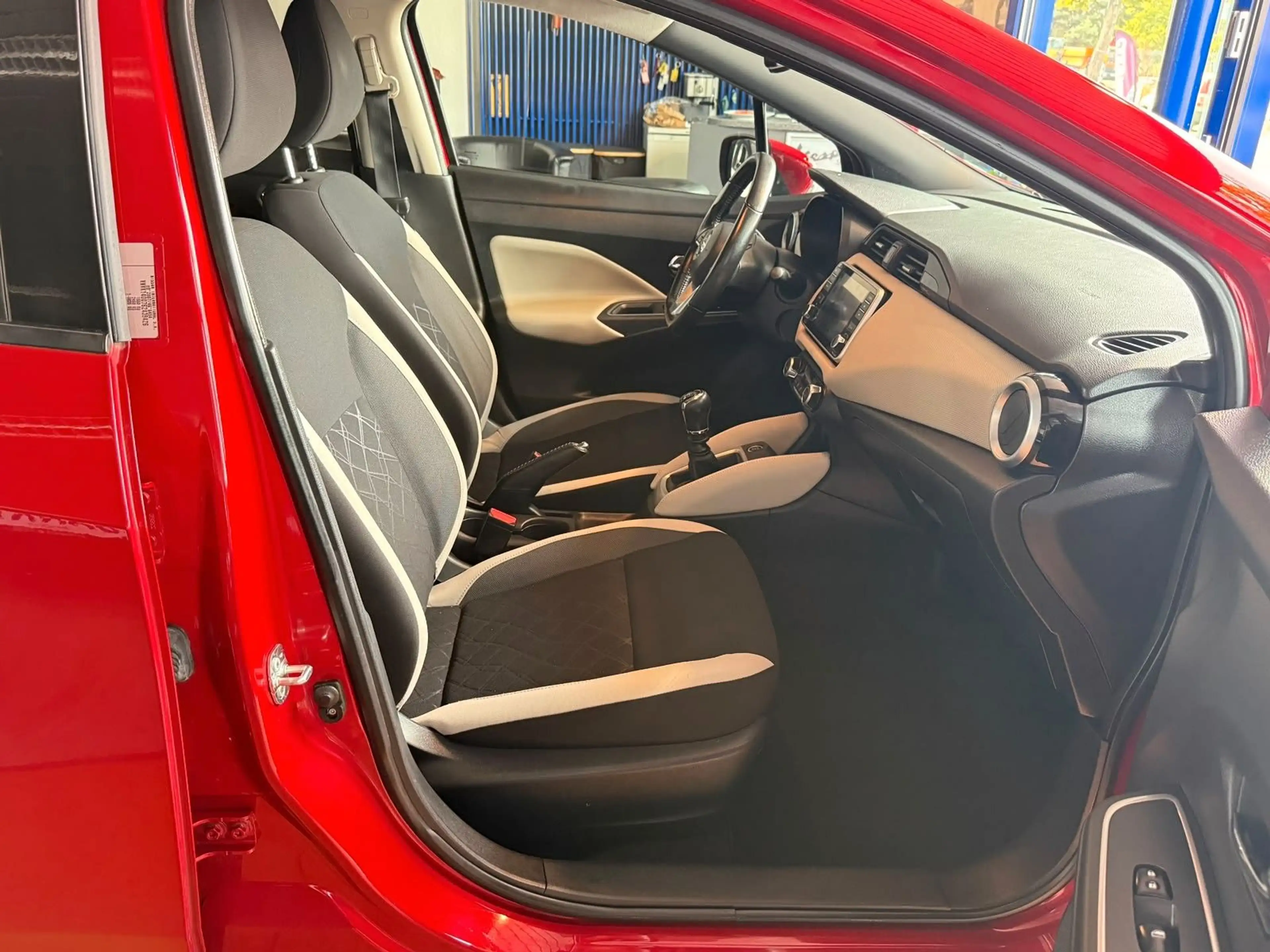 Nissan Micra N-Connecta Navi / R-Kamera / Standheizung — photo 10