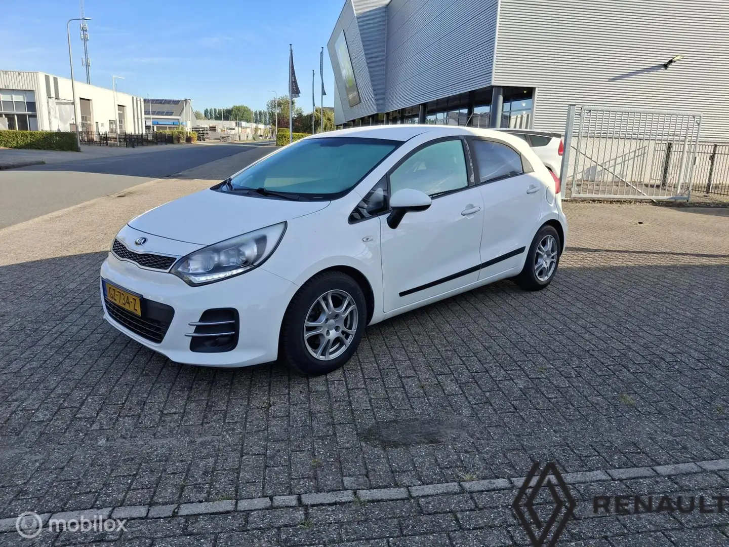 Kia Rio 1.2 CVVT DynamicLine Blanc - 2