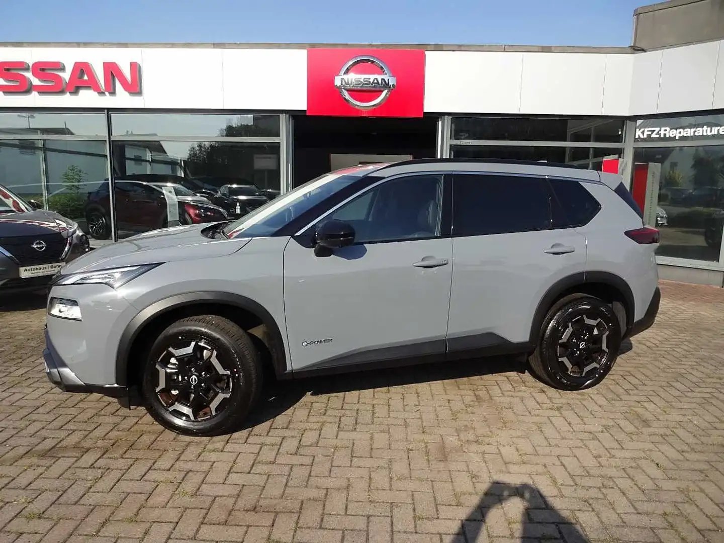 Nissan X-Trail e-Power 1.5 VC-T N-TREK Grau - 1