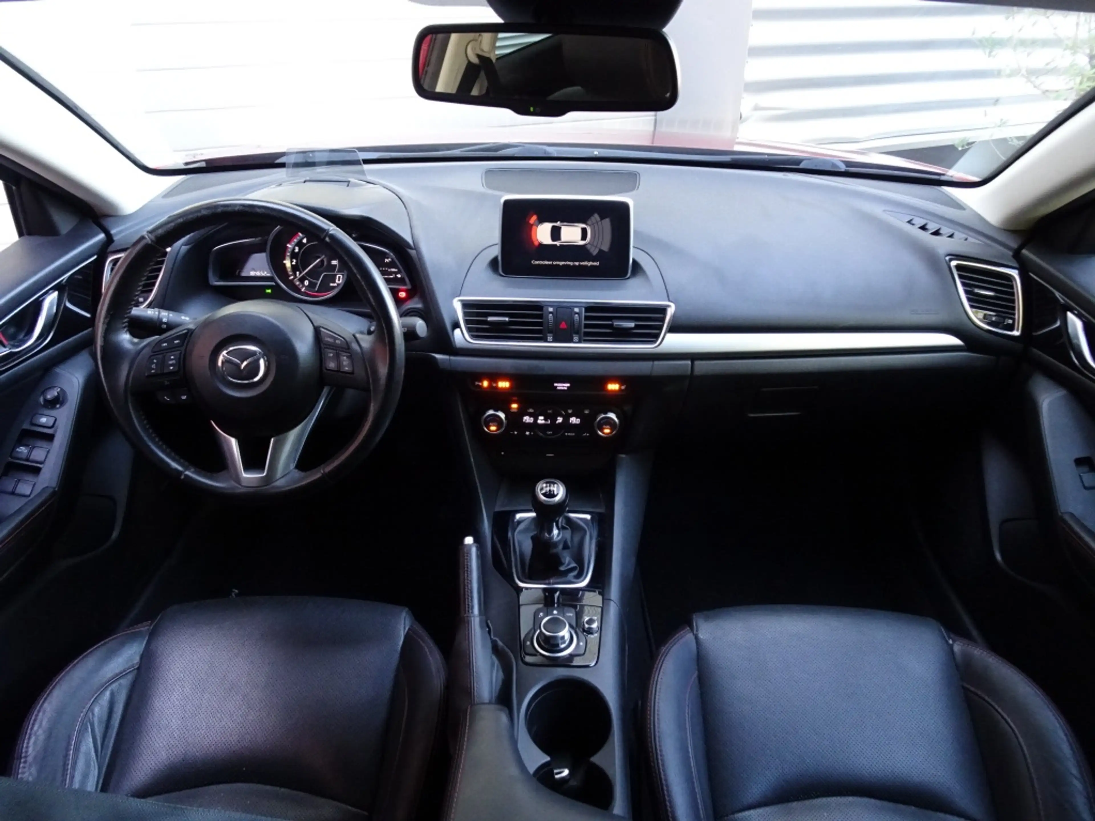 Mazda 3 2.0 GT-M *Leer / Xenon / HUD / Bose / Trekhaak* — photo 10