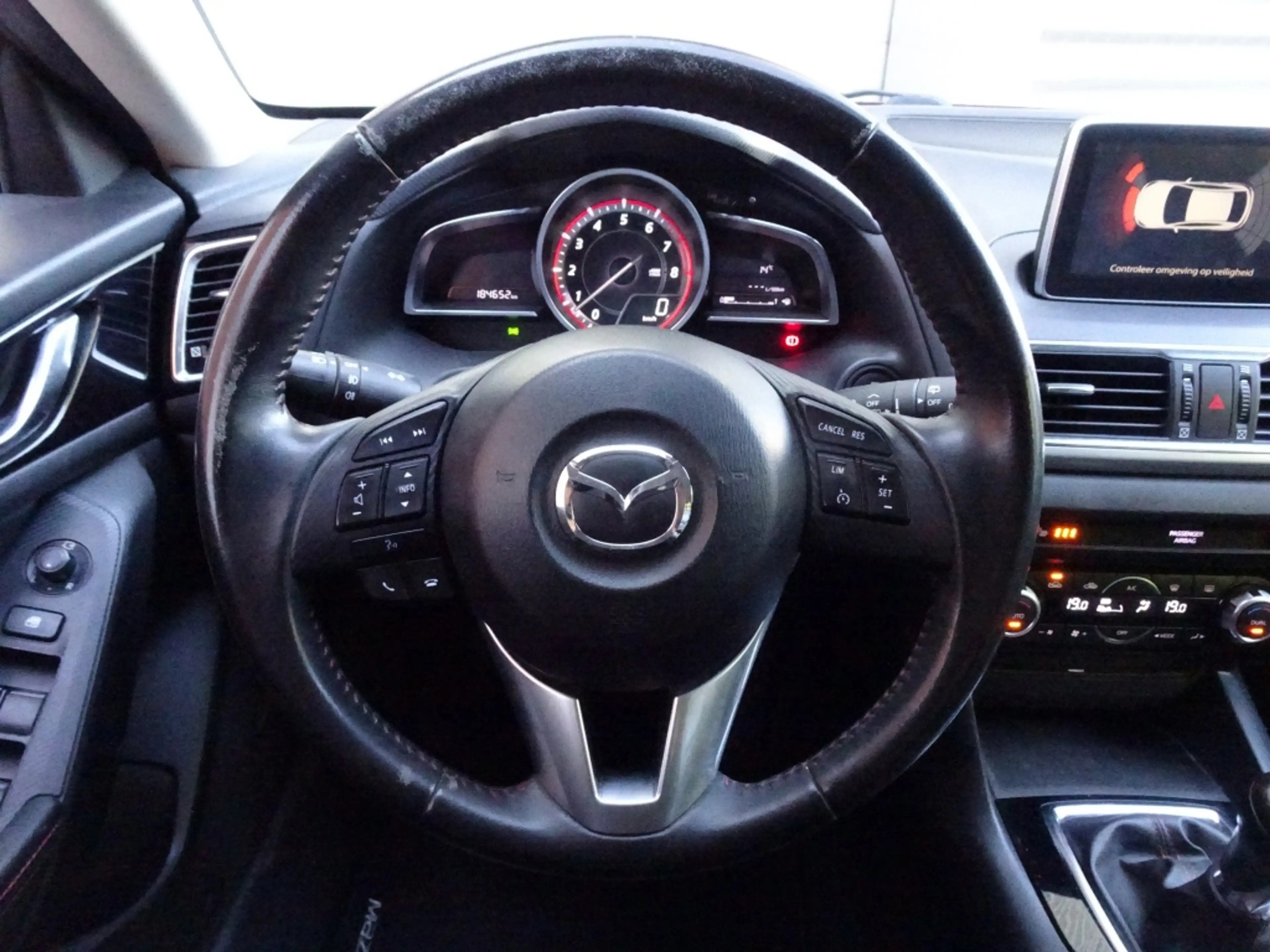 Mazda 3 2.0 GT-M *Leer / Xenon / HUD / Bose / Trekhaak* — photo 11