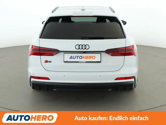 Audi S6 view 5