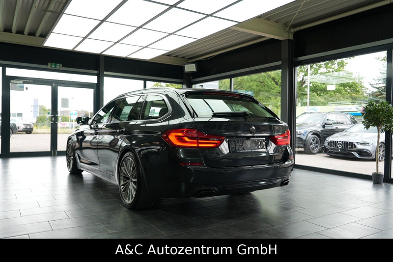 BMW 540 i Touring xDrive Sport Line — photo 4