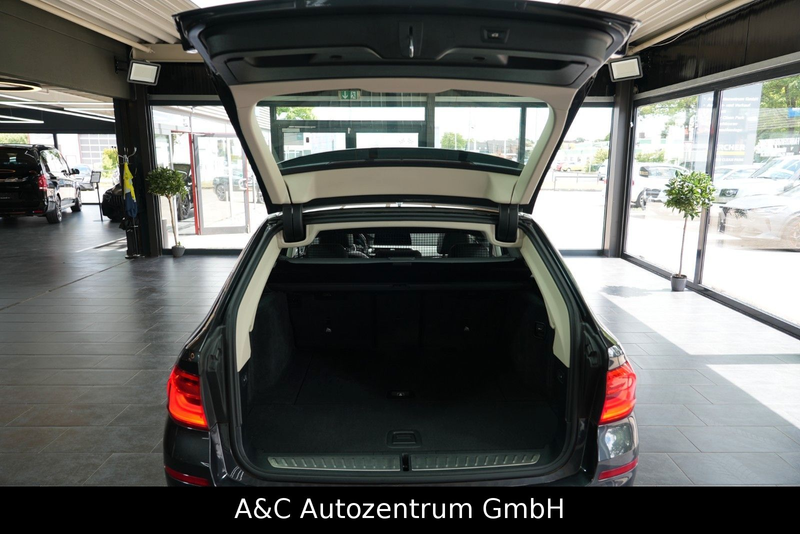 BMW 540 i Touring xDrive Sport Line — photo 6