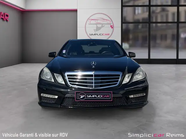 Mercedes-Benz E-Class view 8