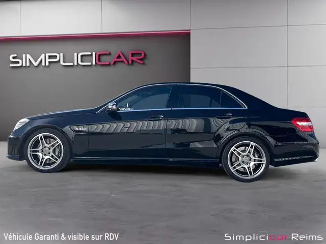 Mercedes-Benz E-Class view 5