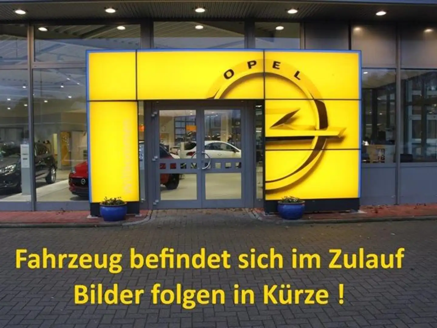 Opel Astra K Sports Tourer Edition Start Stop LED App Zwart - 1