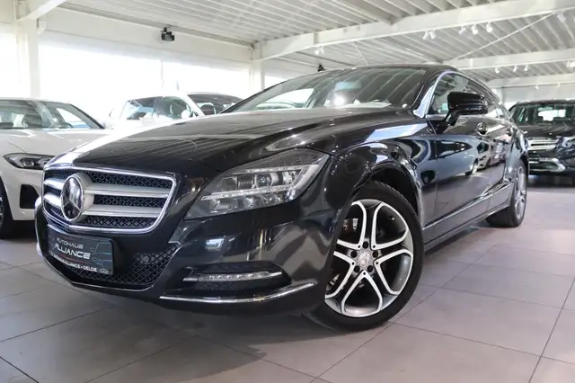 Mercedes-Benz CLS Shooting Brake 350 CDI BE DPF 195 kW (265 PS), ...