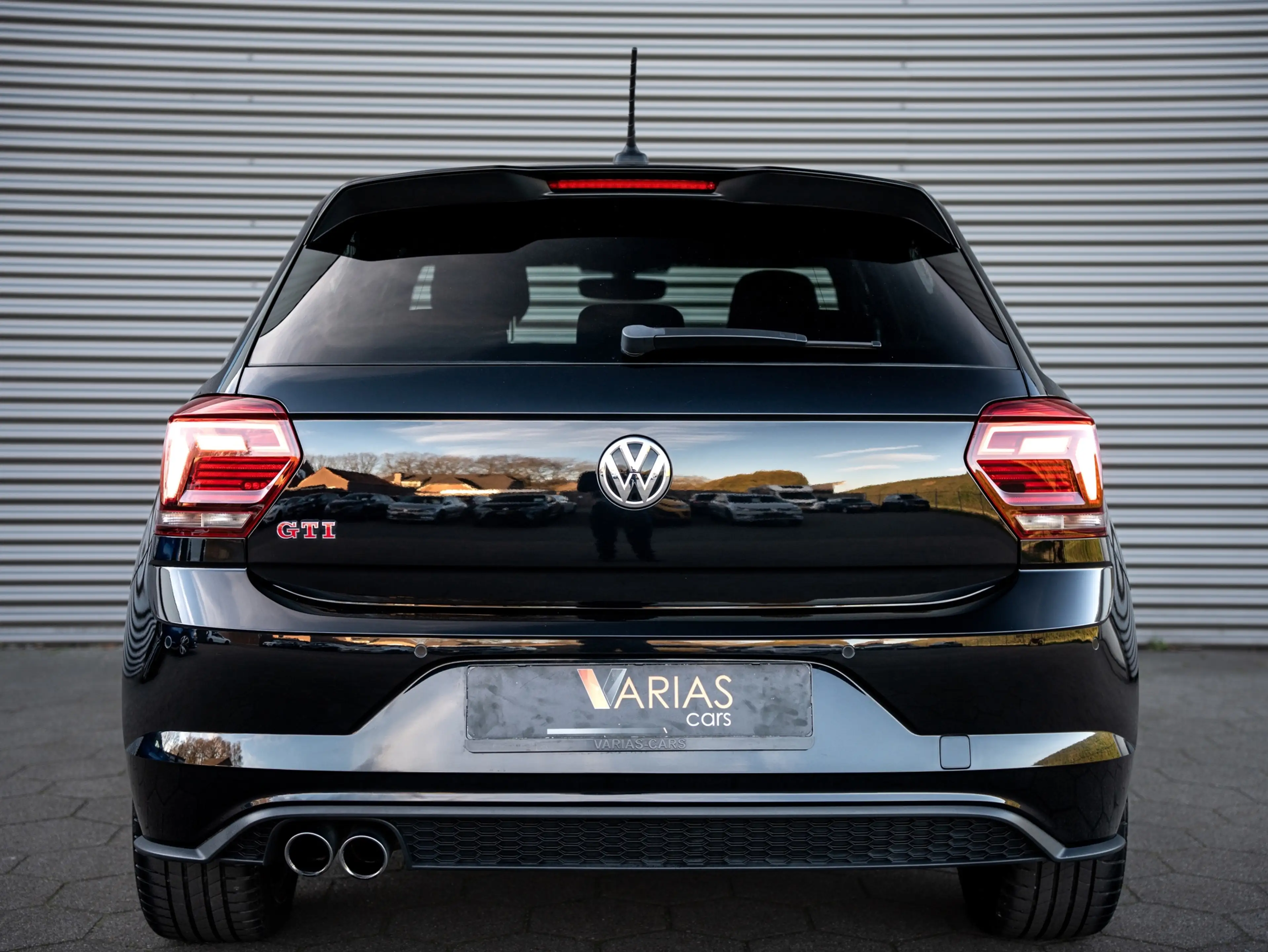 Volkswagen Polo GTI 2.0 TSI Virtual Camera Navi Beats Cruise — photo 15