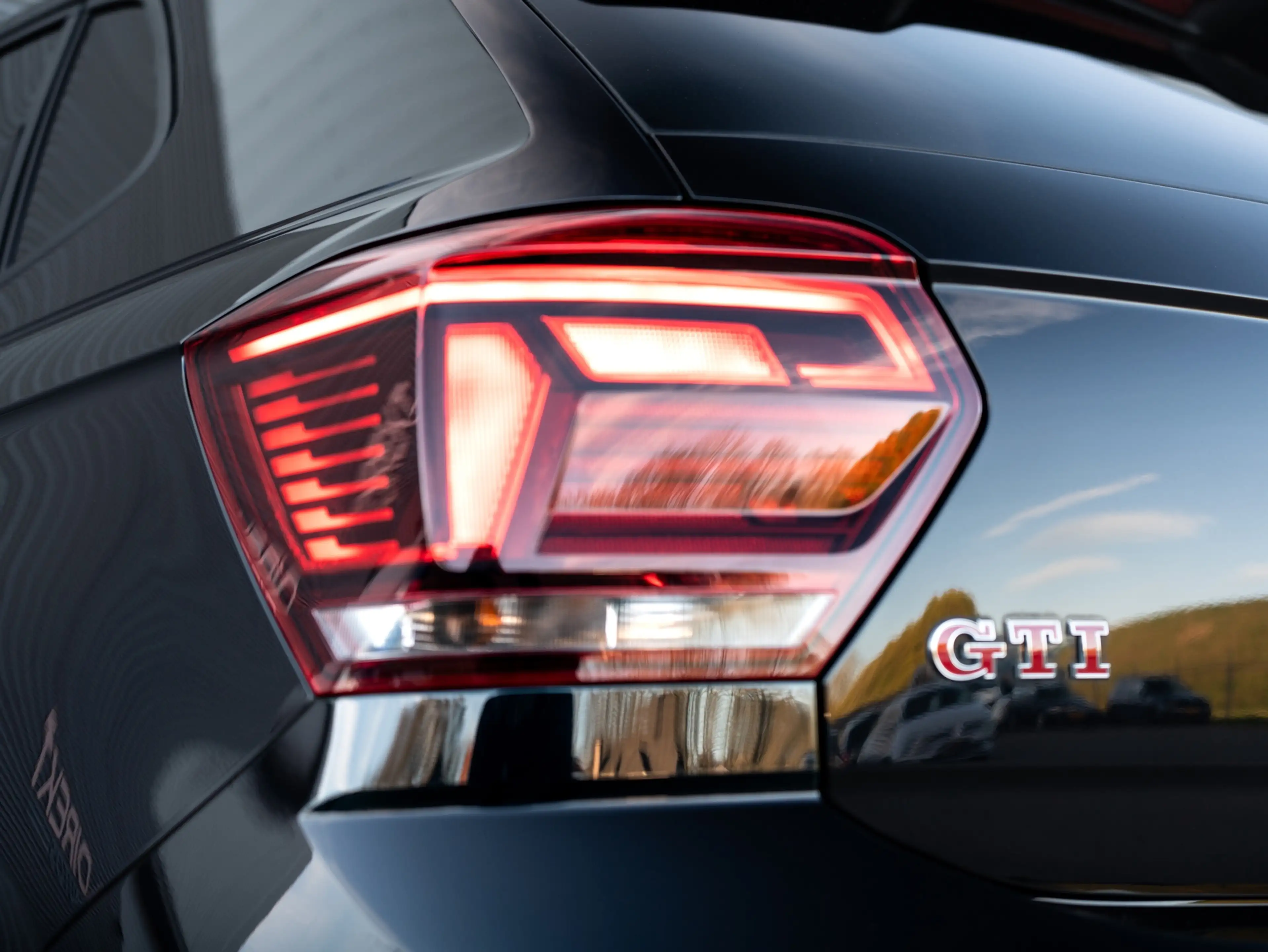 Volkswagen Polo GTI 2.0 TSI Virtual Camera Navi Beats Cruise — photo 13