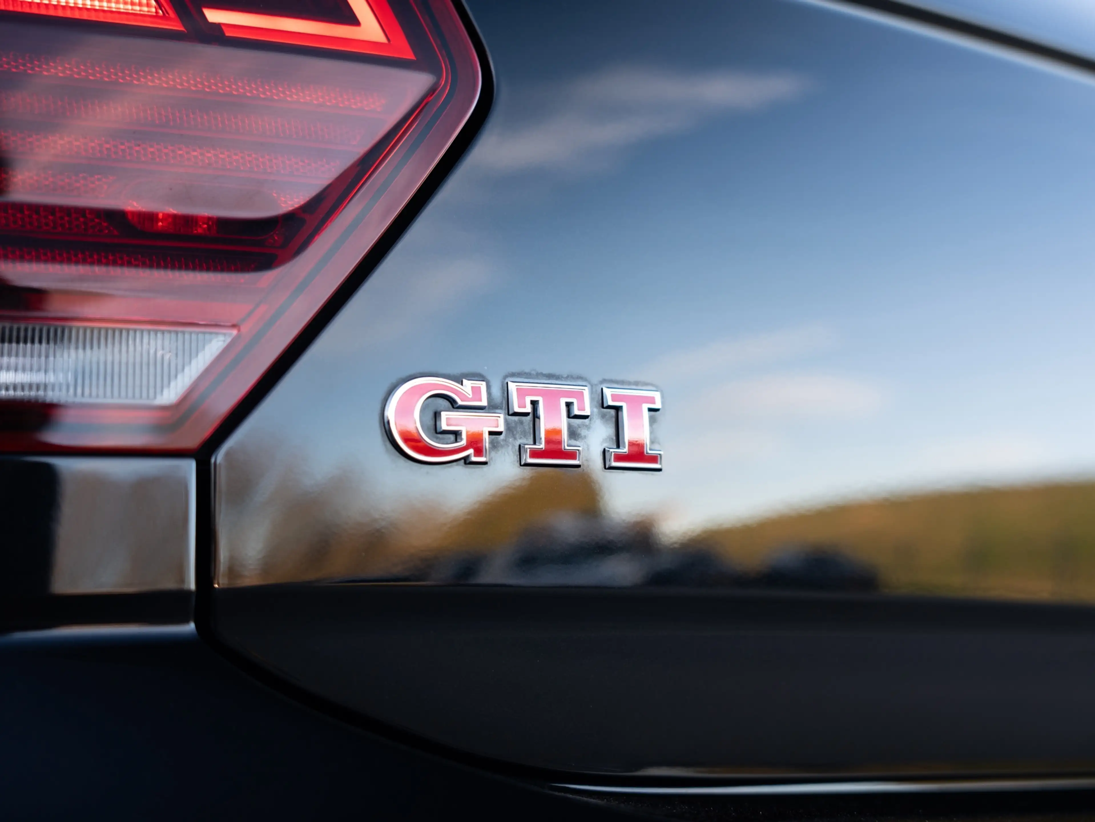 Volkswagen Polo GTI 2.0 TSI Virtual Camera Navi Beats Cruise — photo 12