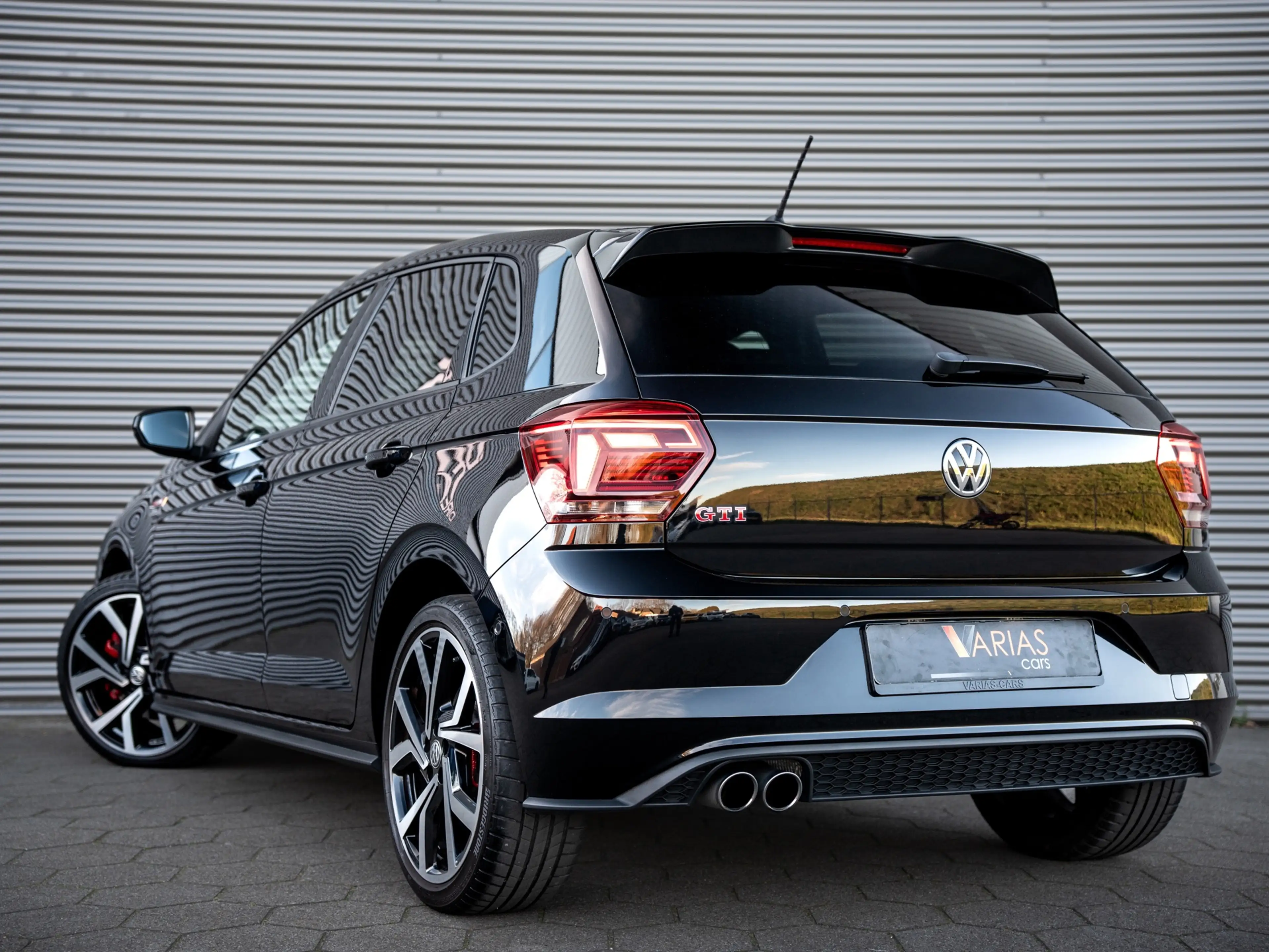 Volkswagen Polo GTI 2.0 TSI Virtual Camera Navi Beats Cruise — photo 10