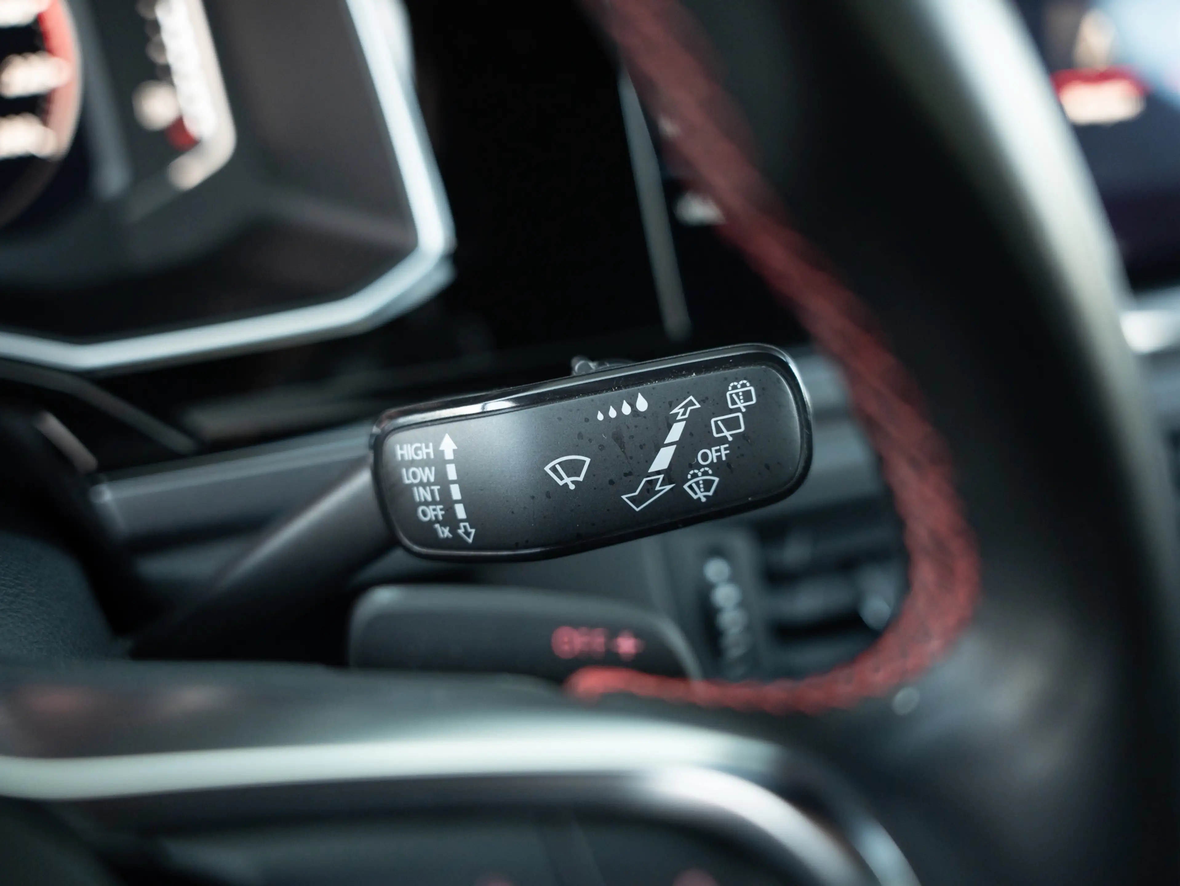 Volkswagen Polo GTI 2.0 TSI Virtual Camera Navi Beats Cruise — photo 32