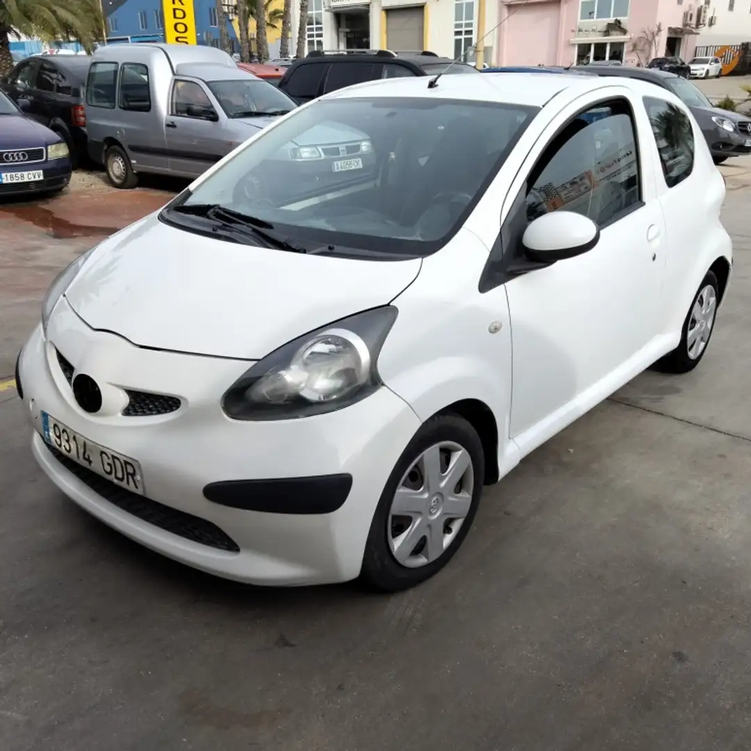 Toyota Aygo 1.4D Blue Blanco - 2