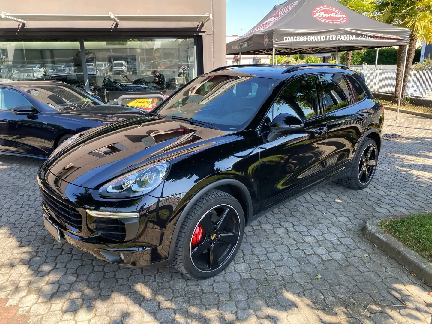 Porsche Cayenne 3.0 Diesel 250 CV Nero - 1