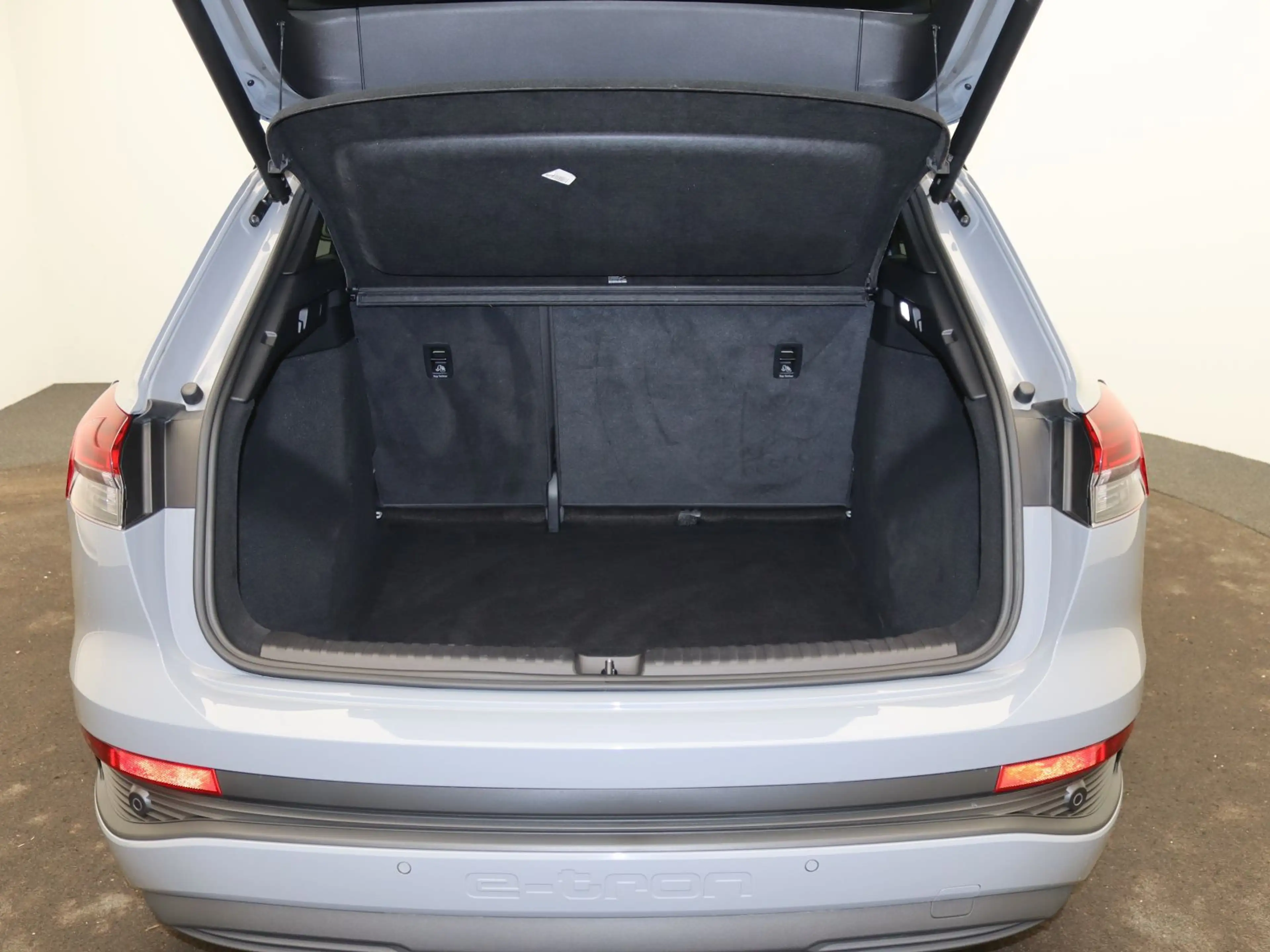 Volkswagen T-Roc Life 1.5 TSI DSG / Navi, CarPlay, LED, ACC — photo 8