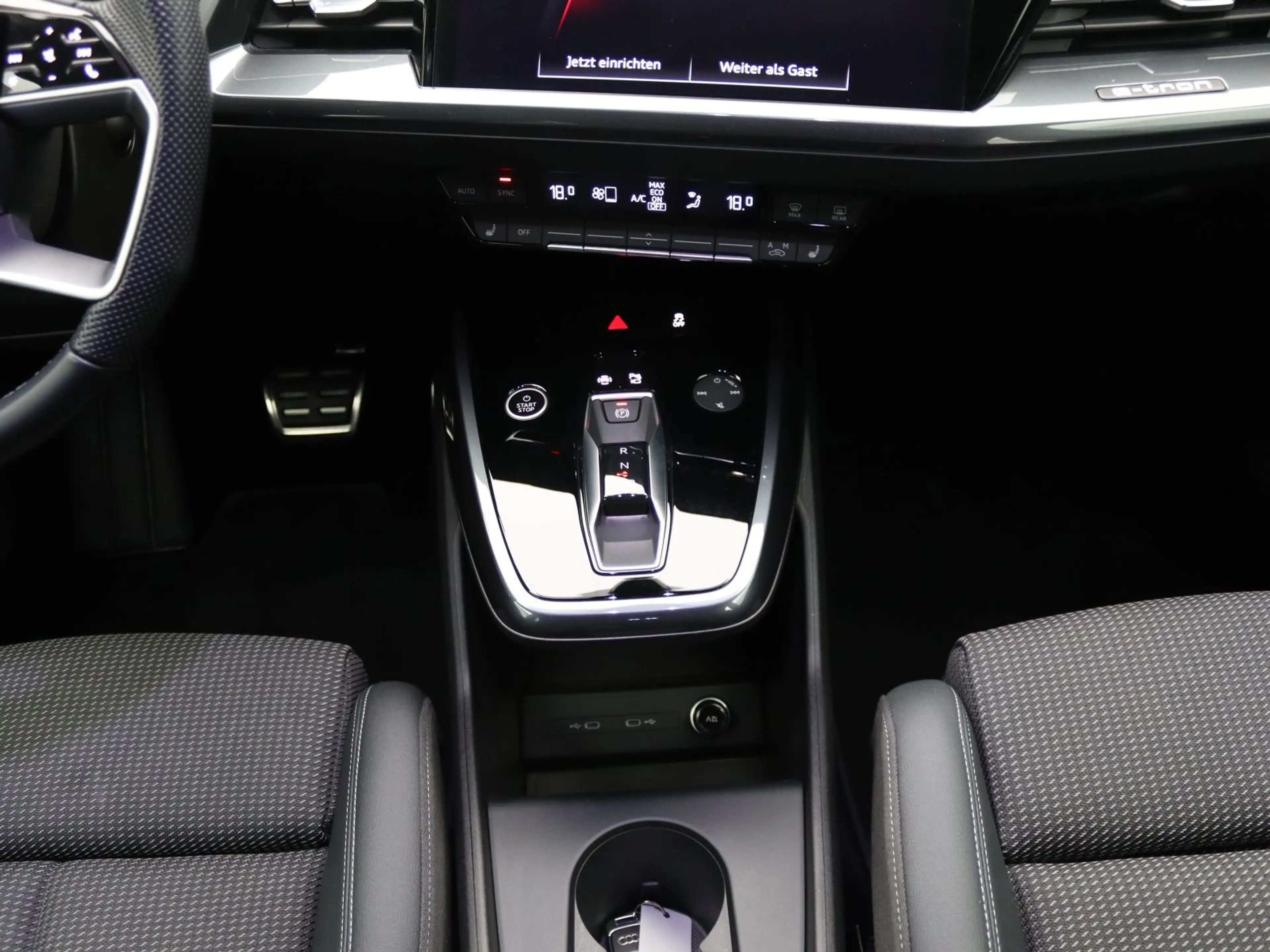 Volkswagen T-Roc Life 1.5 TSI DSG / Navi, CarPlay, LED, ACC — photo 12