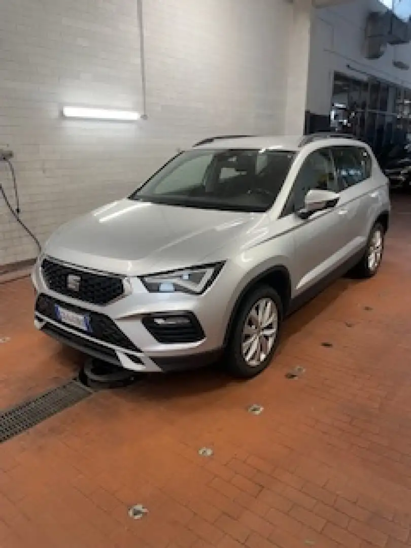 SEAT Ateca 2.0 TDI DSG Business Серебристый - 2