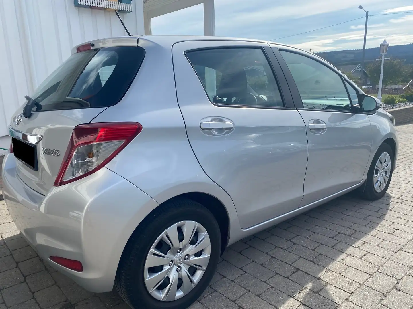Toyota Yaris Yaris 1.3 - 87 VVT-i Multimedia - 1
