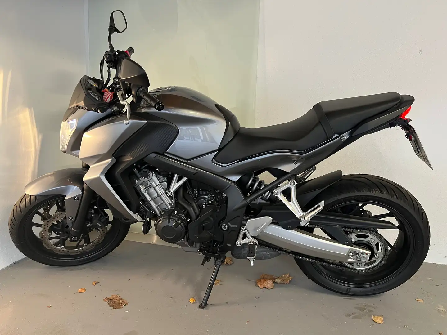 Honda CB 650 Šedá - 1
