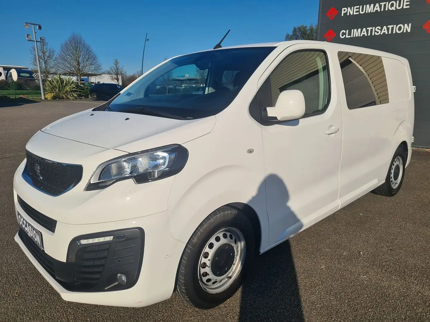 Peugeot Expert STANDARD 2.0 BLUEHDI 180CH CABINE APPROFONDIE FIXE - 2