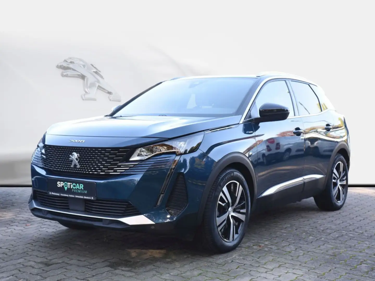 Peugeot 3008 Hybrid 225 GT AHK, Panoramadach Blauw - 1