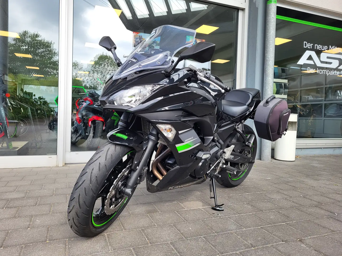 Kawasaki Ninja 650 Ninja 650 Tourer Schwarz - 1