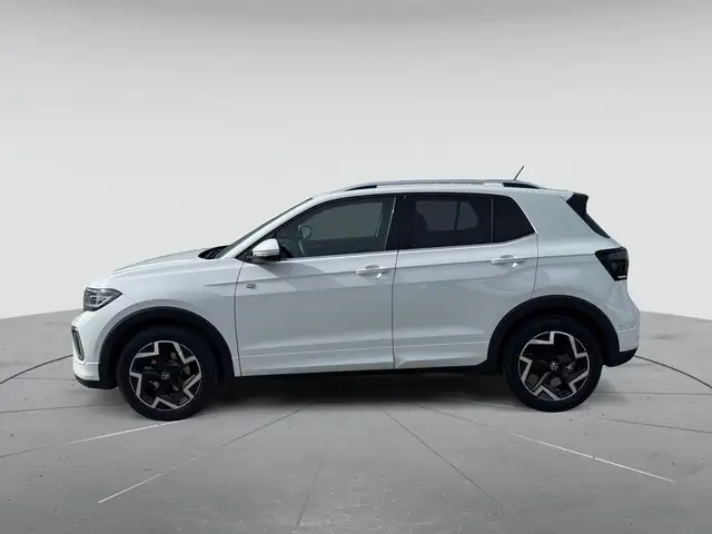 Volkswagen T-Cross view 6