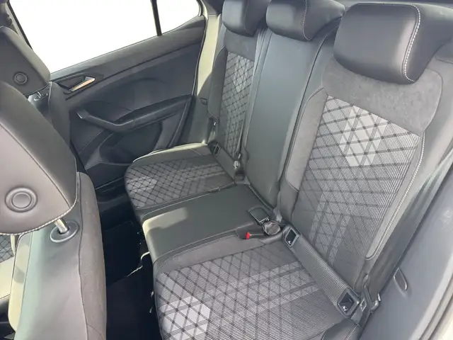 Volkswagen T-Cross view 10