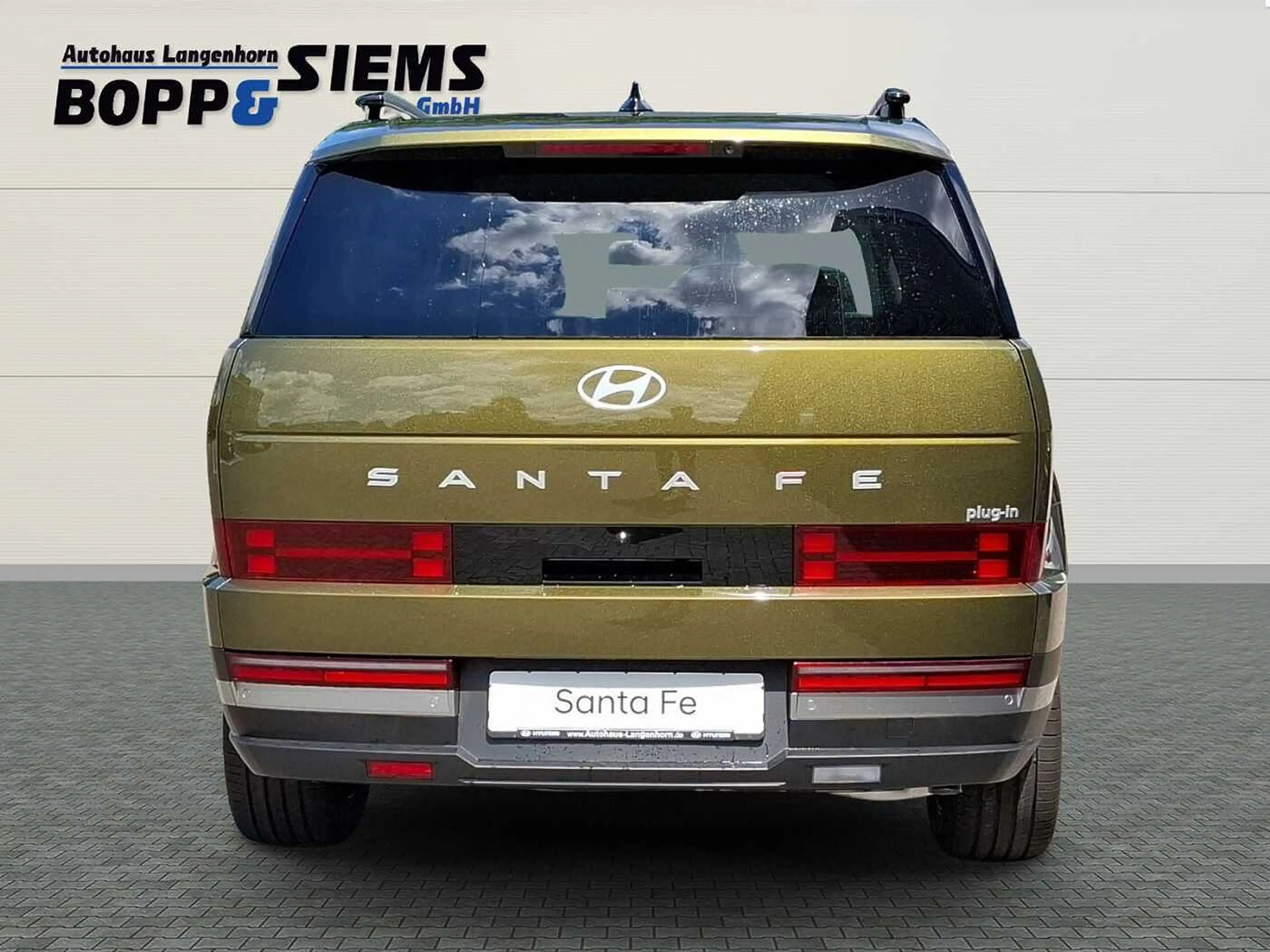 Hyundai SANTA FE 1.6 Plug-In 4WD Signature '0,5%' — photo 4