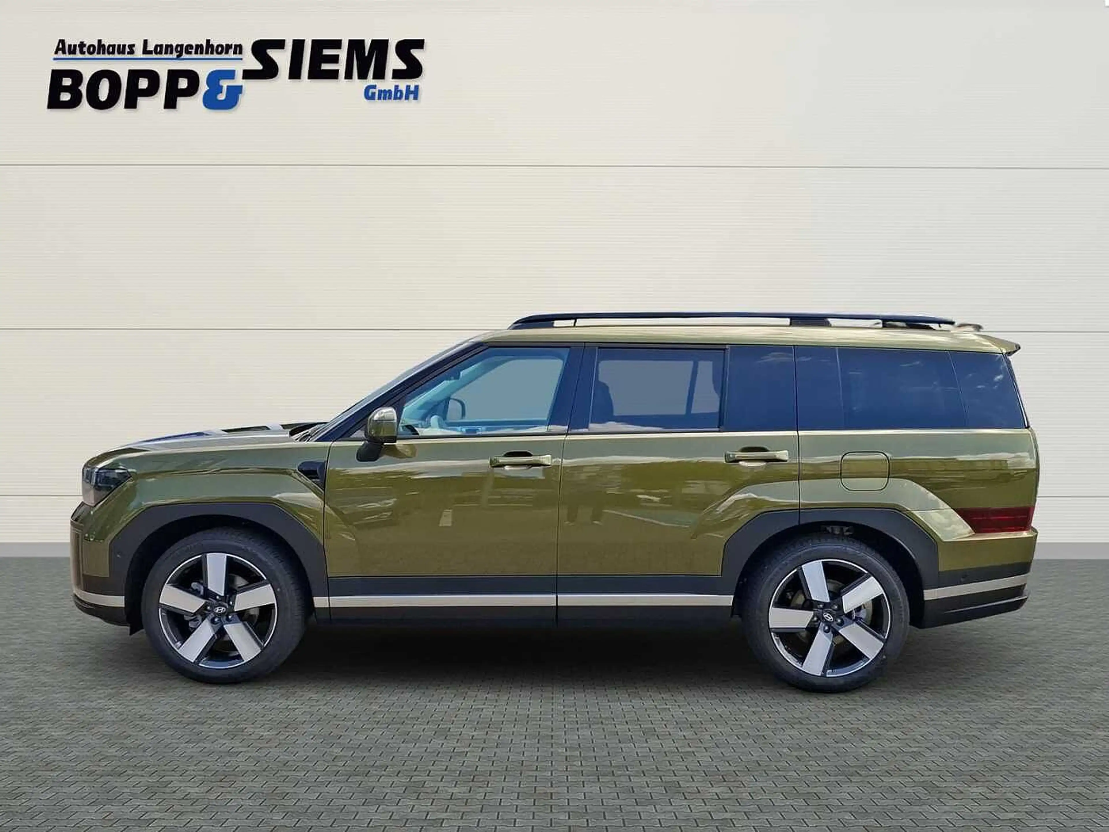 Hyundai SANTA FE 1.6 Plug-In 4WD Signature '0,5%' — photo 2