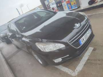 5008 boîte auto en état