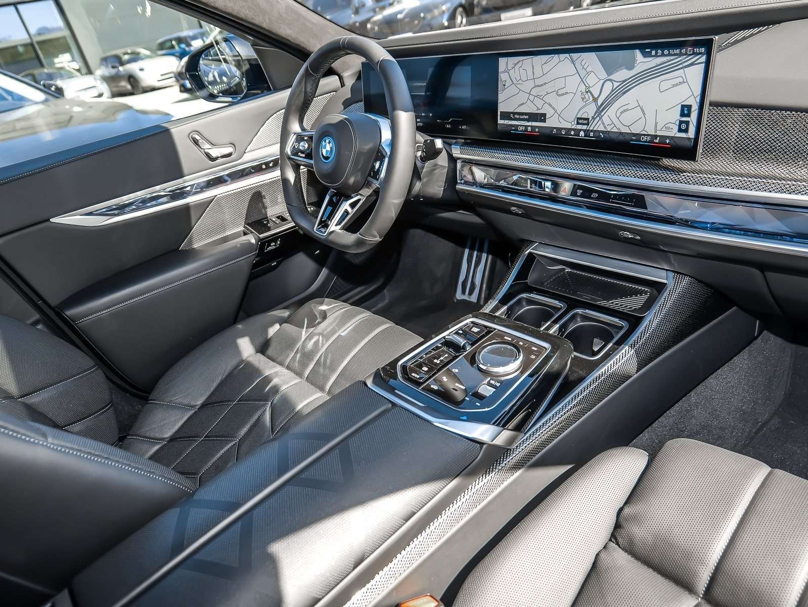 BMW i7
