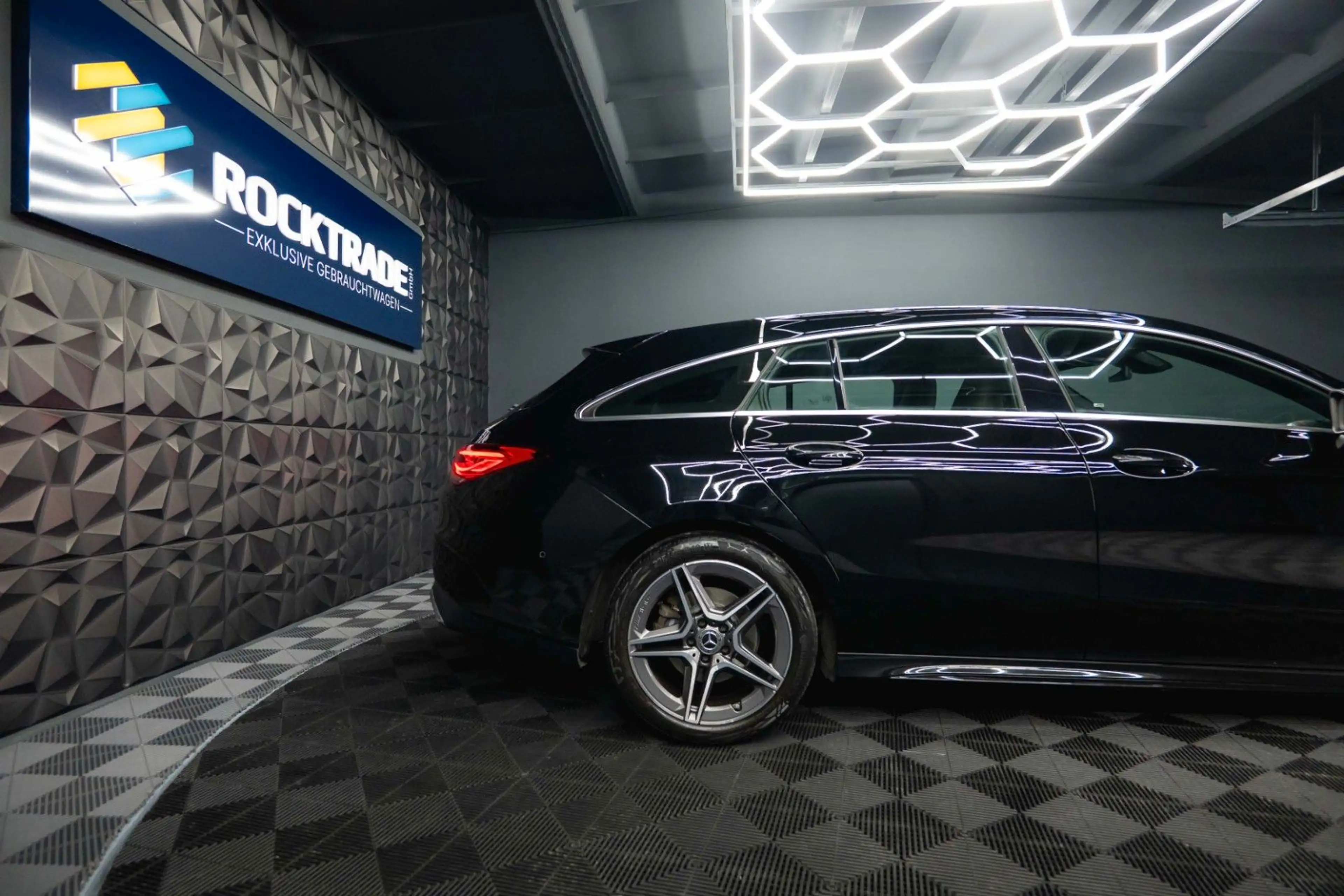 Mercedes-Benz CLA 220 AMG Line | ACC | LED — photo 9
