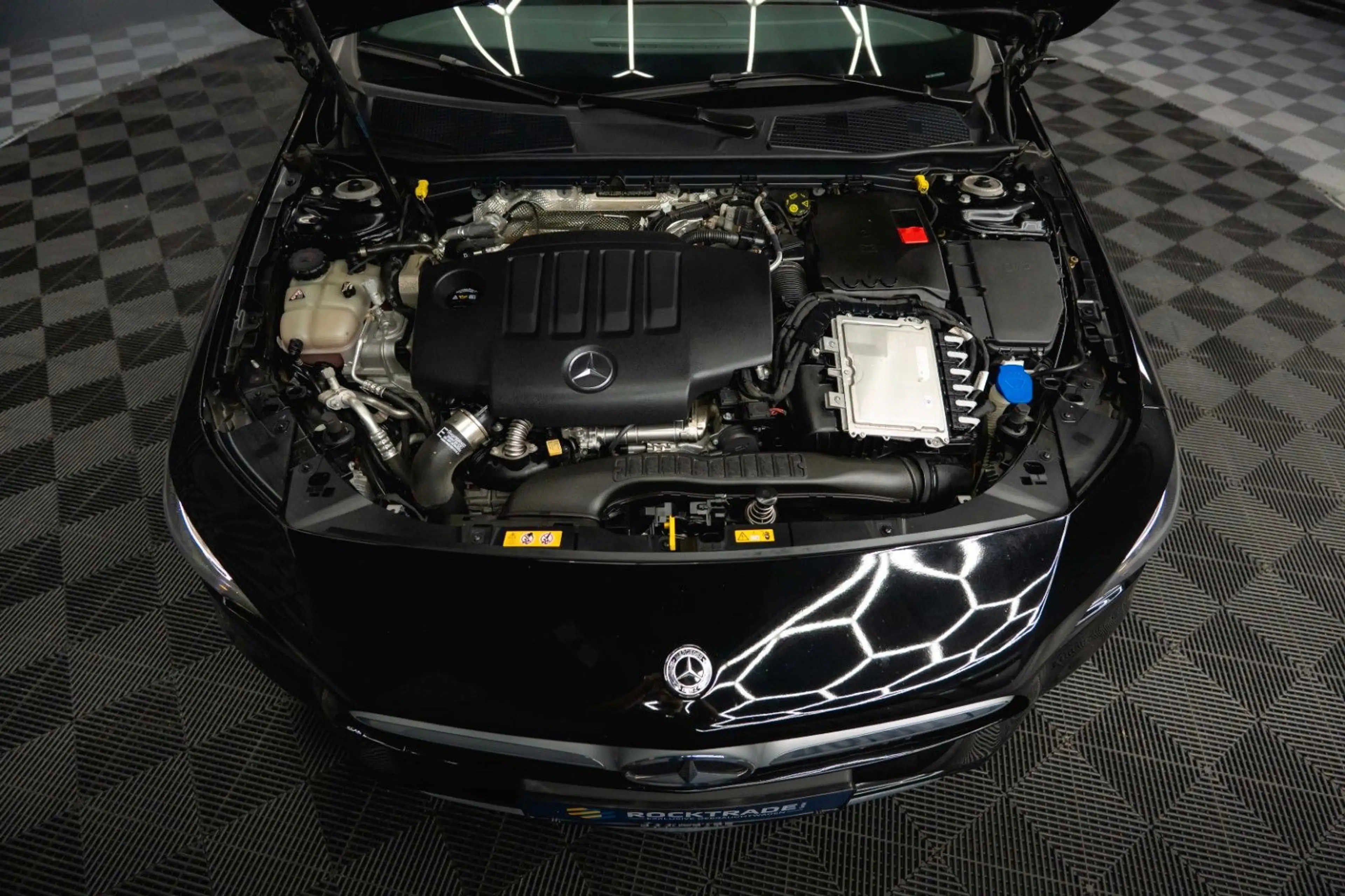 Mercedes-Benz CLA 220 AMG Line | ACC | LED — photo 4