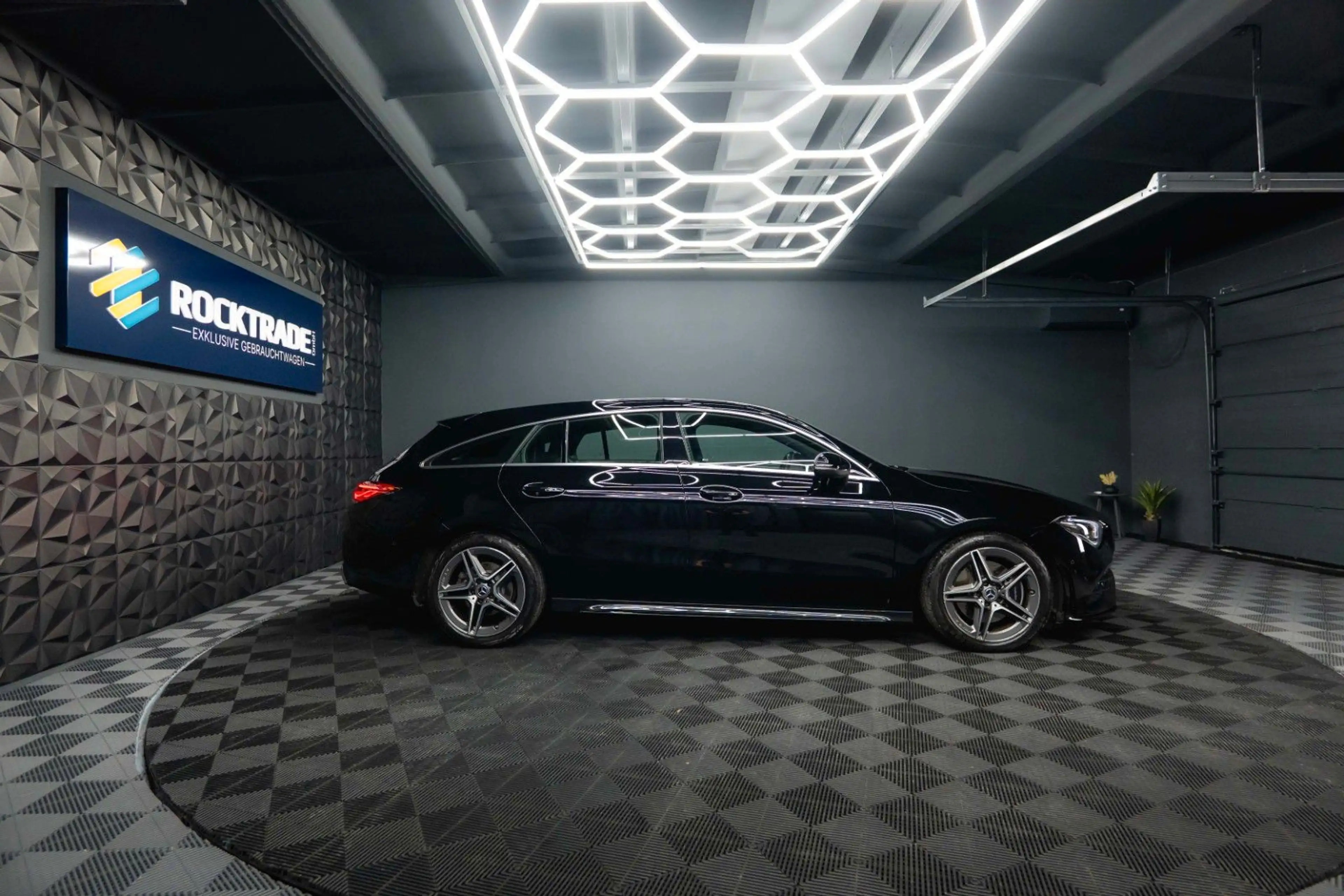 Mercedes-Benz CLA 220 AMG Line | ACC | LED — photo 8